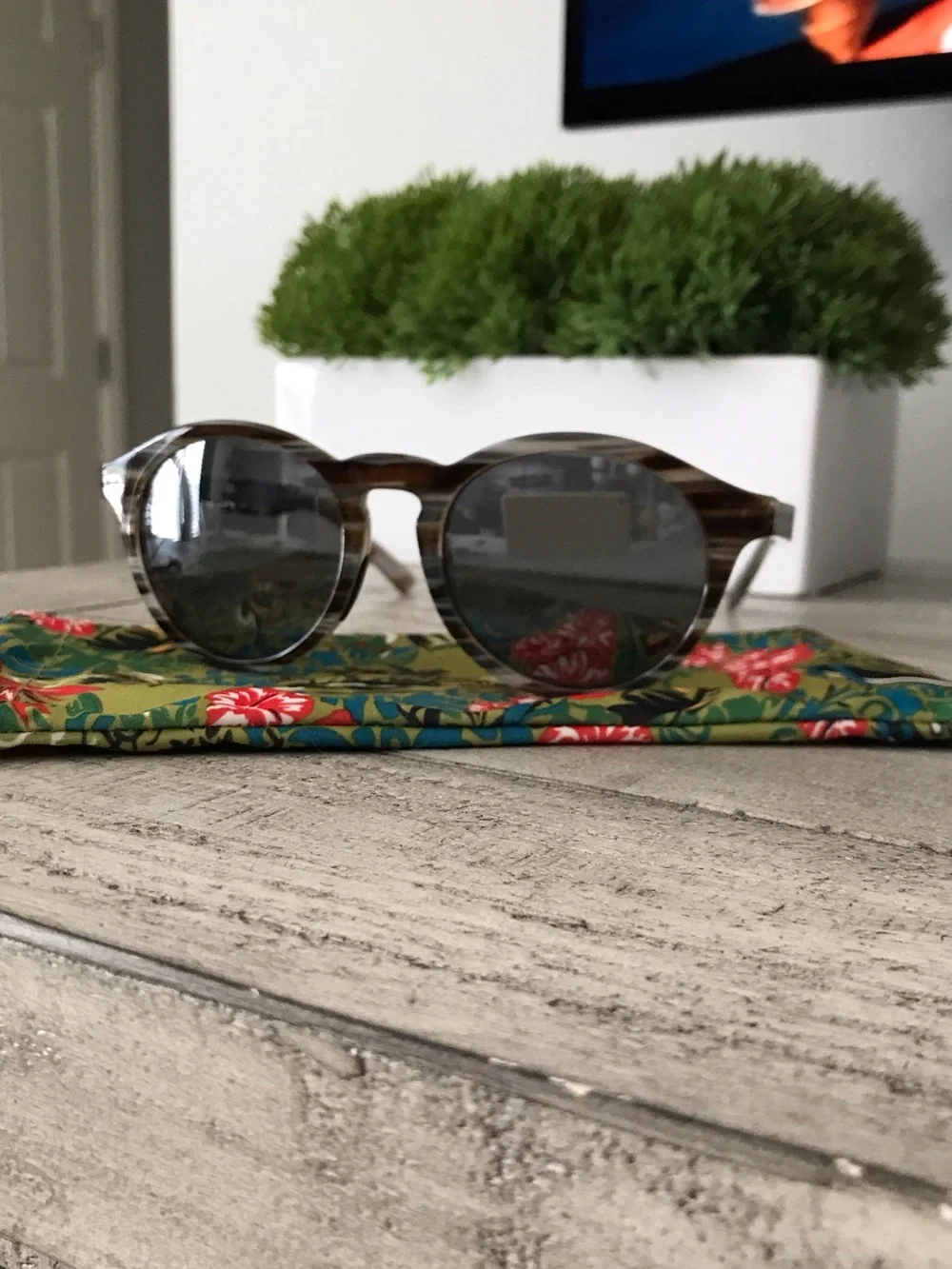 Maui Jim Pineapple 🍍 Tortoiseshell Sunglasses with Gray Lenses